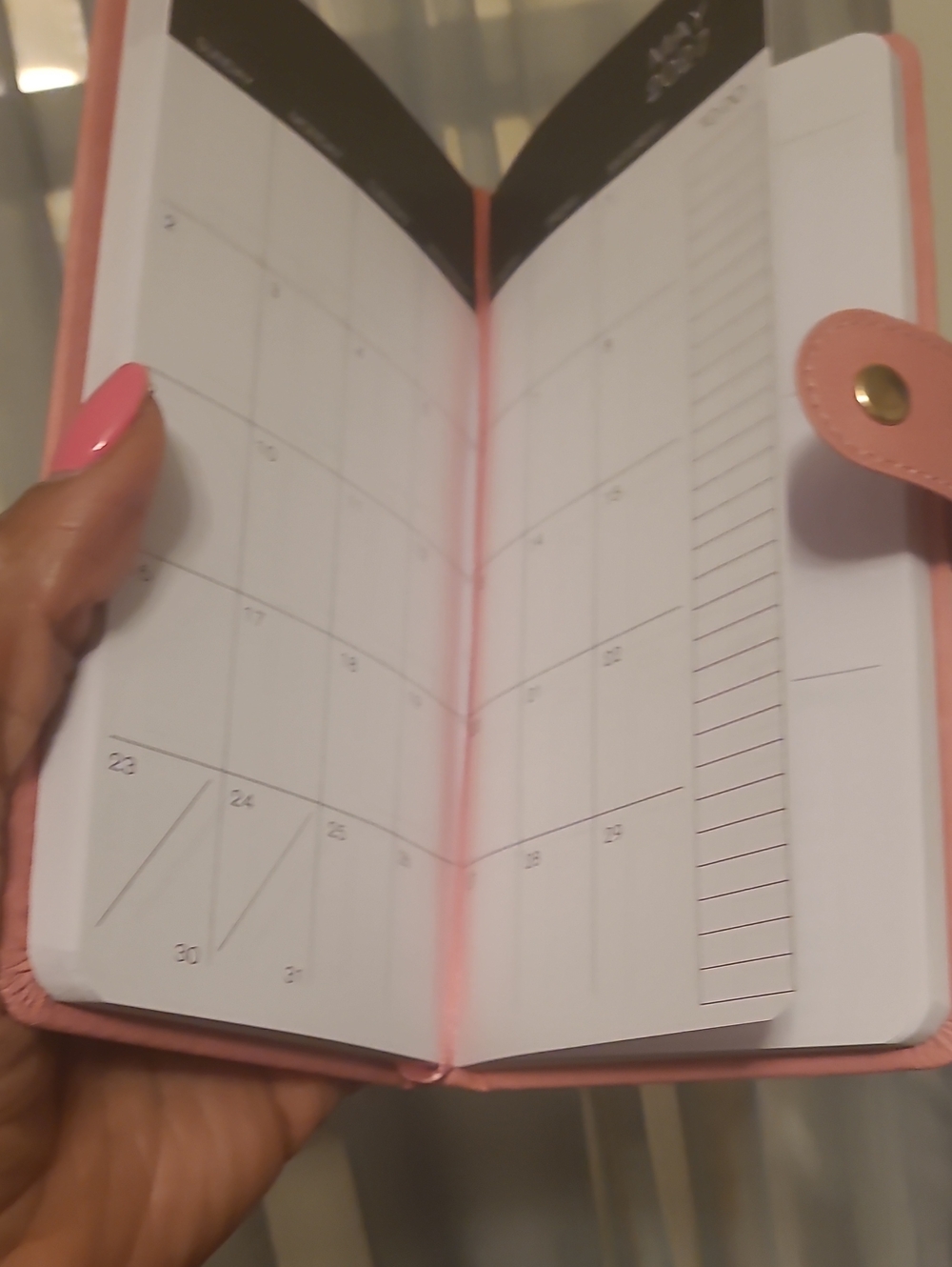 2027 Weekly Planner Pink Faux Leather with Gold Foil - Picture 3 of 10